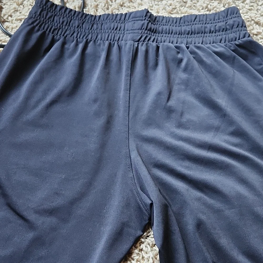 Underarmour black athletic jogger size XS - Picture 6 of 7